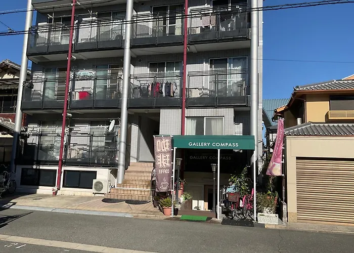 指南针画廊公寓